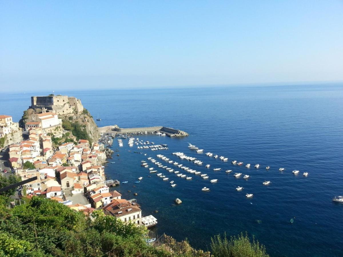 B&B Marianna Scilla Bagian luar foto